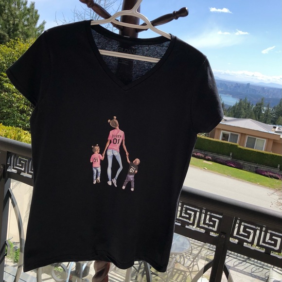 Mother’s Day T-shirts - Picture 1 of 7